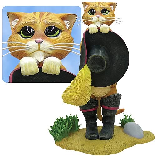 Shrek Puss 'n Boots Statue