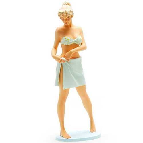 Pin-Up Lily Statue