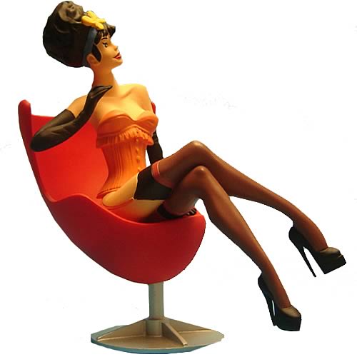 Pin-Up Babeth Statue