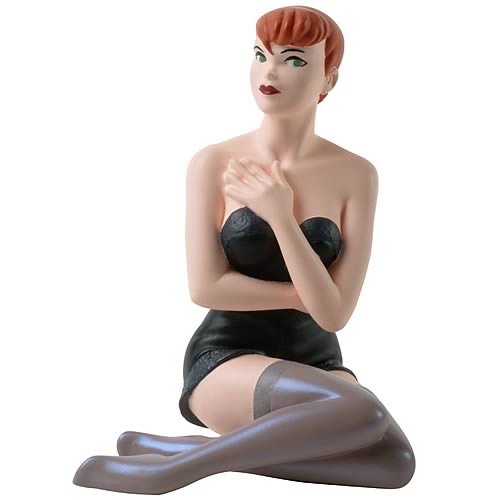 Pin-Up Dottie Statue