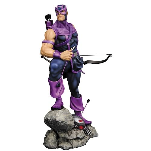 Hawkeye Classic Avengers Fine Art Statue