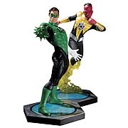 Green Lantern vs. Sinestro Ultimate Showdown Statue Set