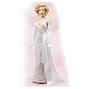 Marilyn Monroe Movie Debut Vinyl Portrait Doll