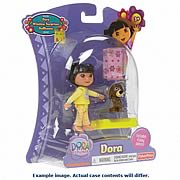 Dora the Explorer Window Surprises Dollhouse Figures Case