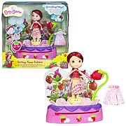 Strawberry Shortcake Twirling Flower Fashions Doll