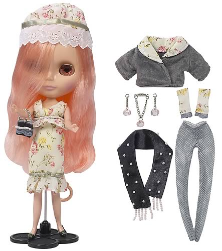 Blythe Mademoiselle Rose Bud Doll
