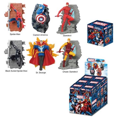 Marvel Super Hero Series 1 Diorama Magnets Display Case