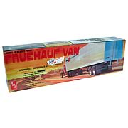 AMT Fruehauf Van Model Kit