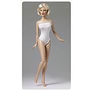 Bettie Curvy Tonner Nu Mood Doll