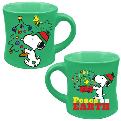 Peanuts Snoopy Peace On Earth Christmas 12 oz. Fluted Mug