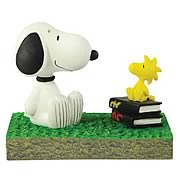 Peanuts Snoopy and Woodstock Bus Stop Mini Statue