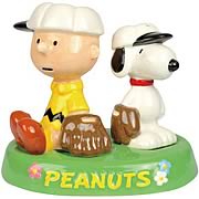 Peanuts Baseball Salt & Pepper Shaker Set