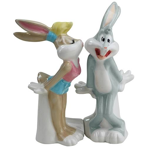 Looney Tunes Lola Bunny Kissing Bugs Bunny Salt & Pepper Set