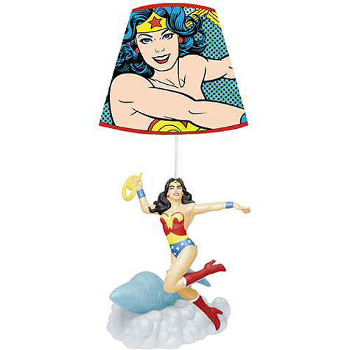 Wonder Woman Statue Lamp