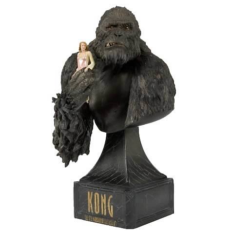 King Kong: Kong with Ann Bust