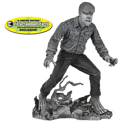 Exclusive Wolfman Universally Monsterous
