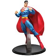 Superman 14-Inch Vinyl Statue