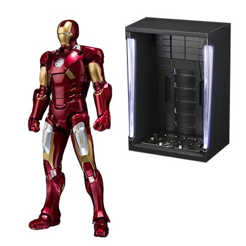 Iron Man Mark VII and Hall of Armor Set SH Figuarts Figure