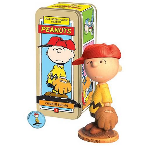 Classic Peanuts Charlie Brown Character Figure - Dark Horse - Peanuts ...