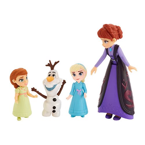 Frozen 2 Small Doll Story Moments Mom and Girls Dolls