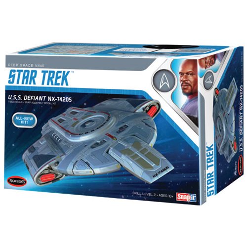 Star Trek U.S.S. Defiant Snap Kit Model Kit