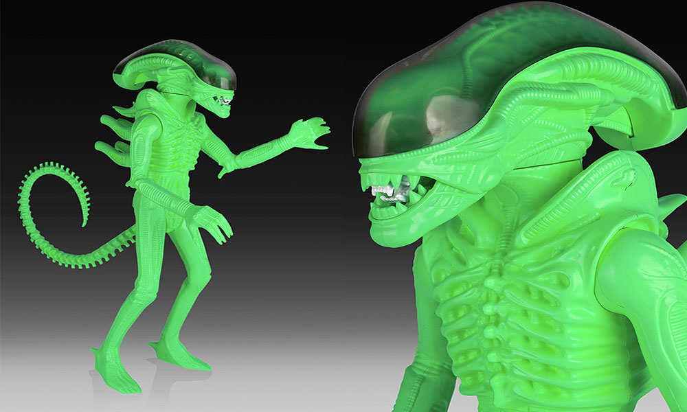 Jumbo Alien Glow-In-The-Dark Action Figure