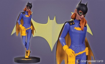 Batgirl Color Statue