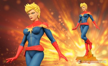 Captain Marvel Statue