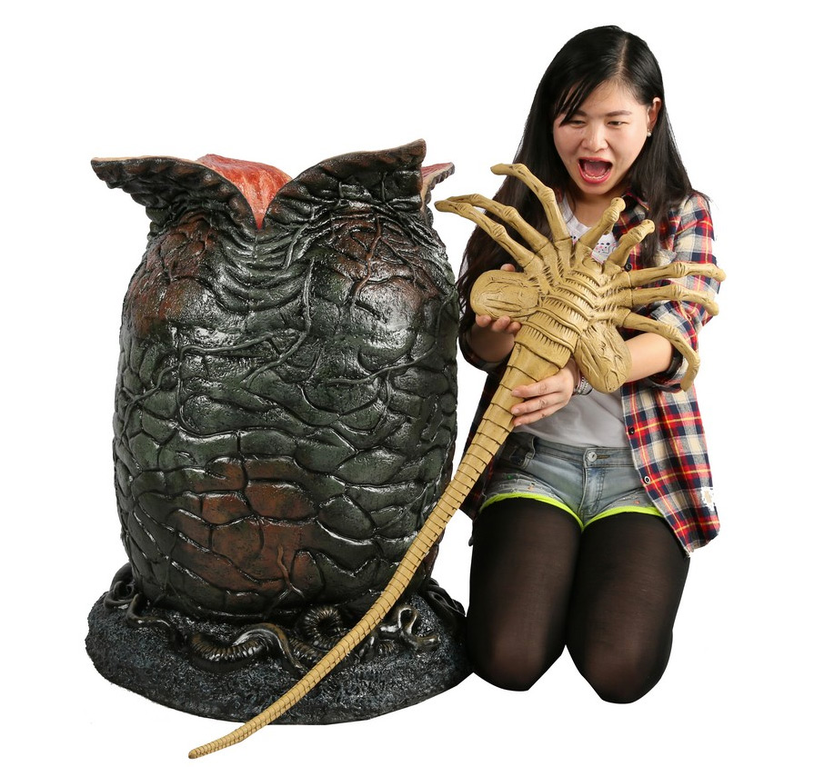 Alien Light-Up Egg and Facehugger Life-Size Foam and Latex Prop Replica