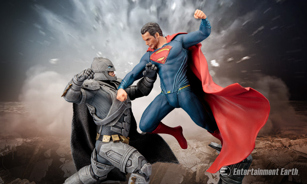 Batman v Superman: Dawn of Justice Heroes Battle in the Form of ArtFX+  Statues