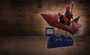 Deadpool Rocket Ride Premium Motion Statue