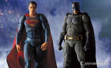 Batman v Superman MAF EX Figures
