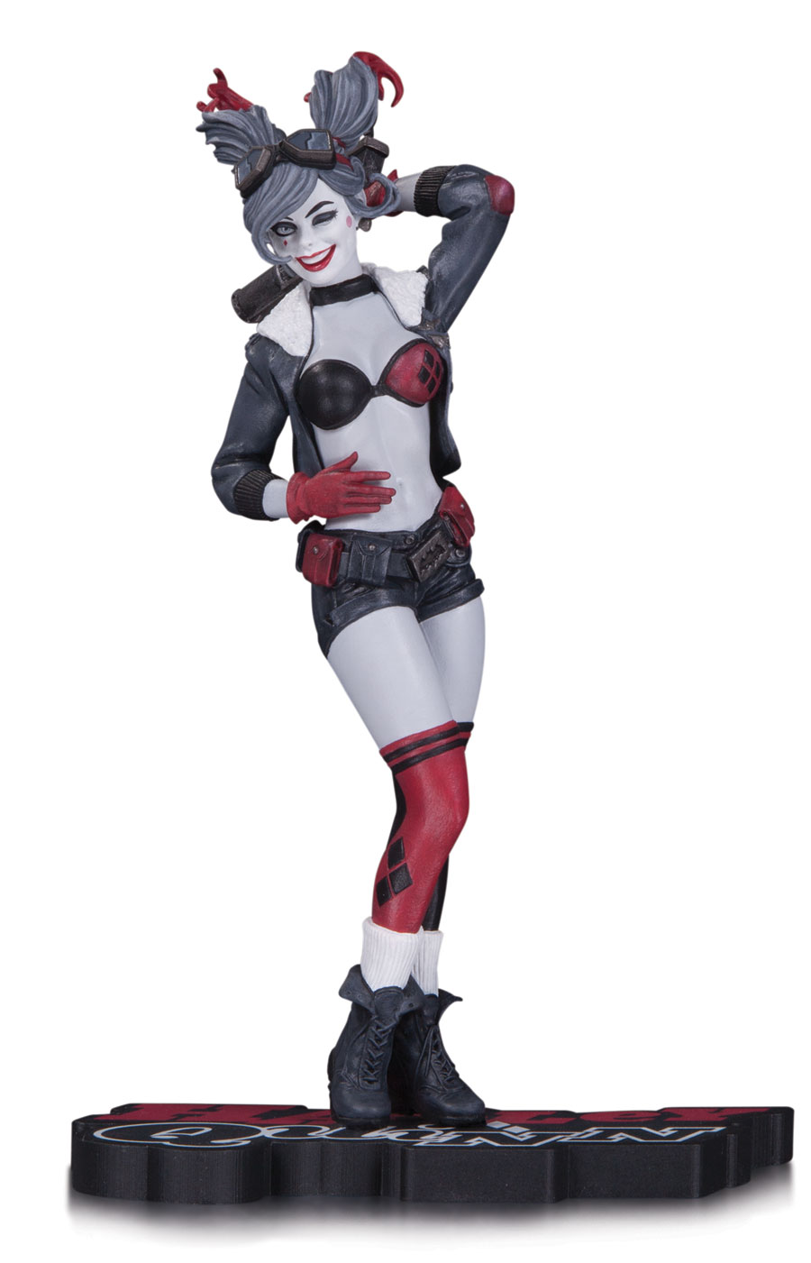 Harley Quinn Red Black White Statue