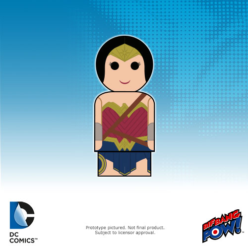  DC Comics Batman v Superman: Dawn of Justice Wonder Woman Pin Mate Wooden Figure