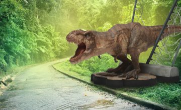 Jurassic Park T-Rex Breakout Statue