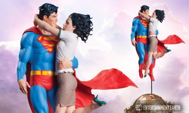 Superman And Lois Lane Are The Couple Who Soars Above The Rest